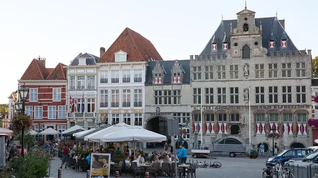 Bergen op Zoom en de Zuiderwaterlinie