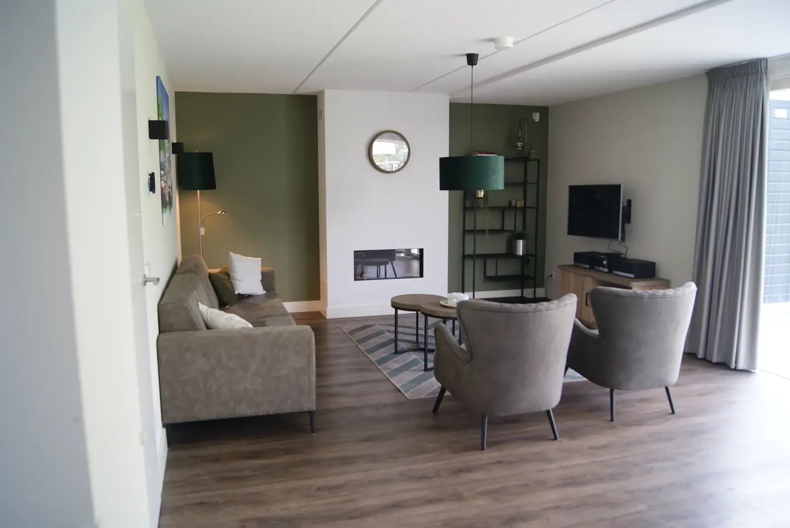 Ganuenta 70, hoofdafbeelding